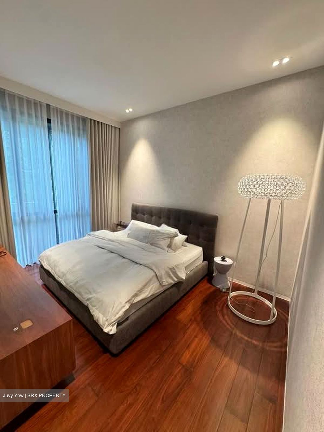 19 Nassim (D10), Apartment #588276601